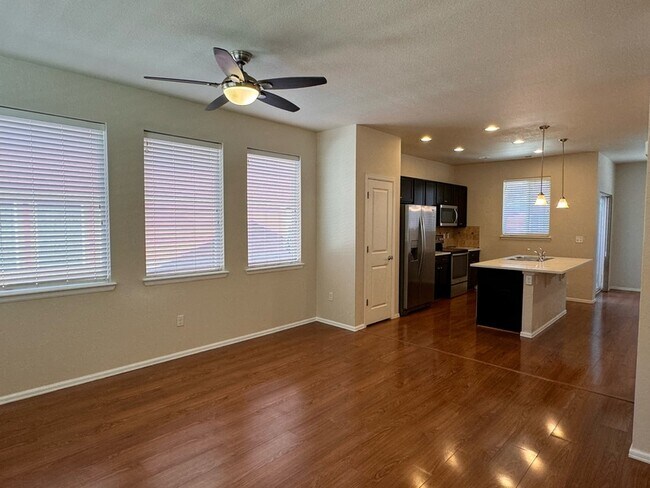 Foto del edificio - 1798 Aspen Meadows Cir