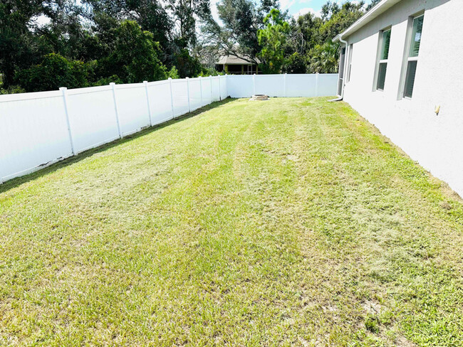 Building Photo - 3476 Brewster Rd