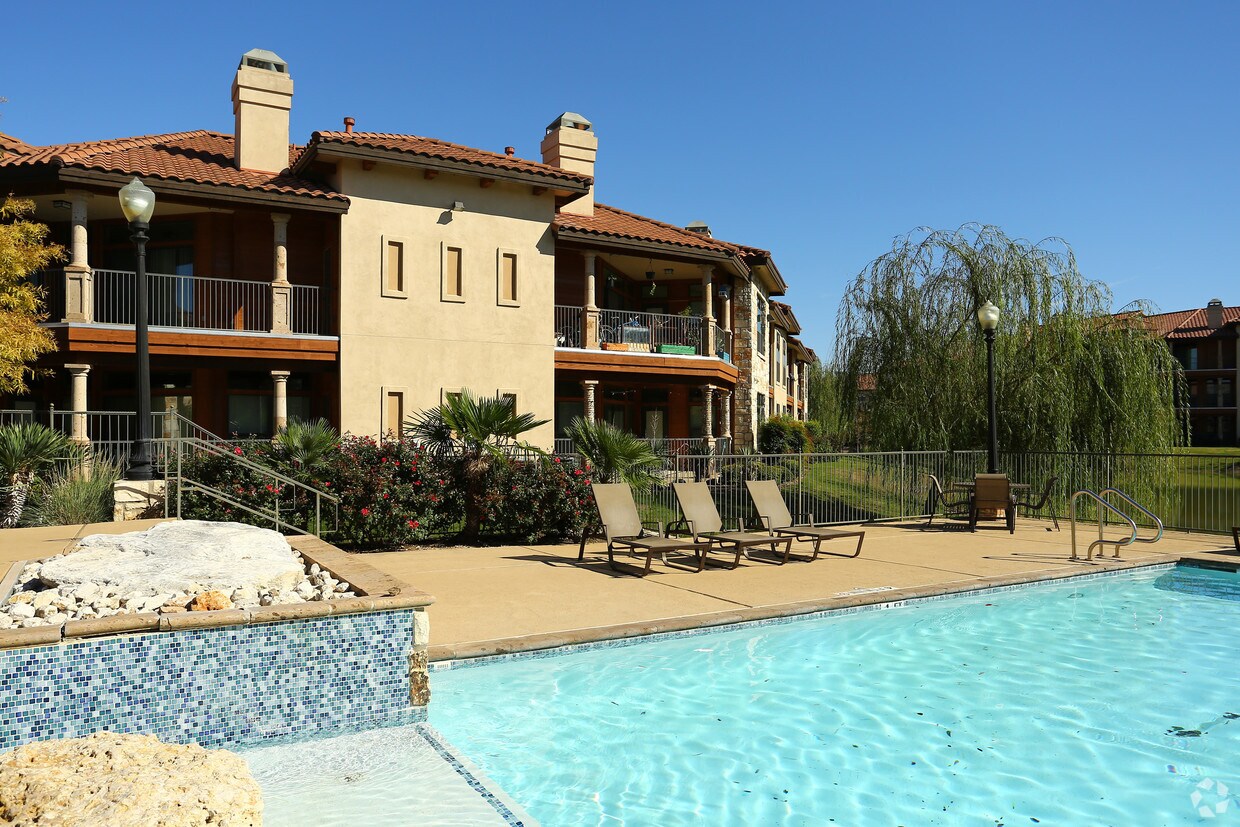 Sync At Purgatory Creek Apartments San Marcos