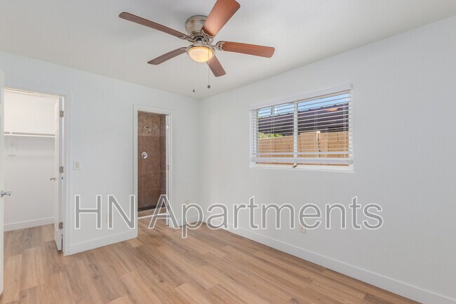 Foto del edificio - 3325 W Monroe St