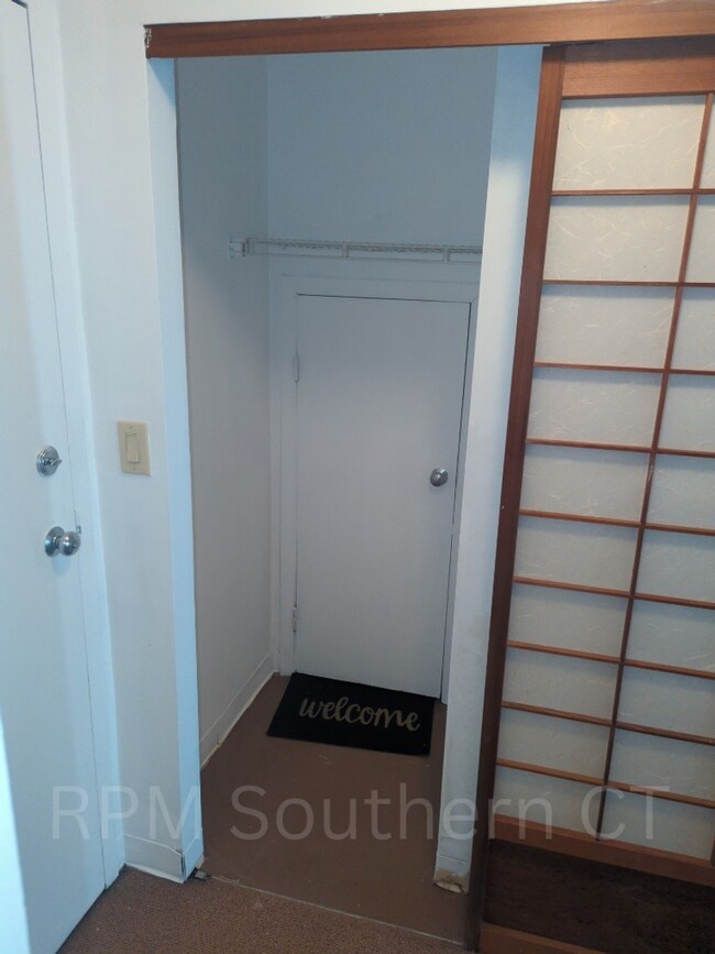 Foto del edificio - 1 Bedroom Condo | Whitneyville
