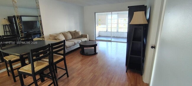 Foto del edificio - 6090 NW 64th Ave