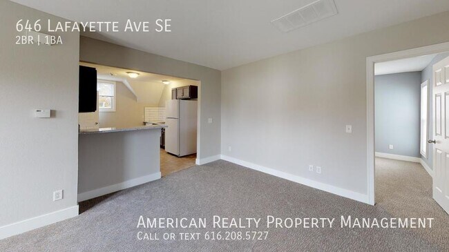 Building Photo - 646 Lafayette Ave SE