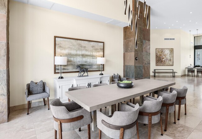 Foto del edificio - 1 Seclude Ct