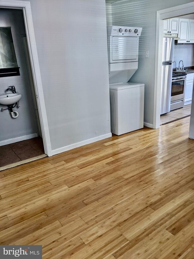 716 W Ritner St Unit 1/F FRONT, Philadelphia, PA 19148 Apartment for