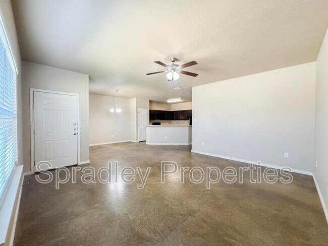 Foto del edificio - 7029 Cameron Park Rd