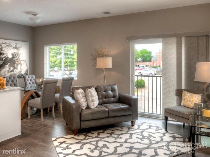 Foto principal - 3319 Harney St