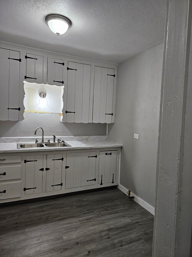 Foto del edificio - 1 Bedroom home for rent now!