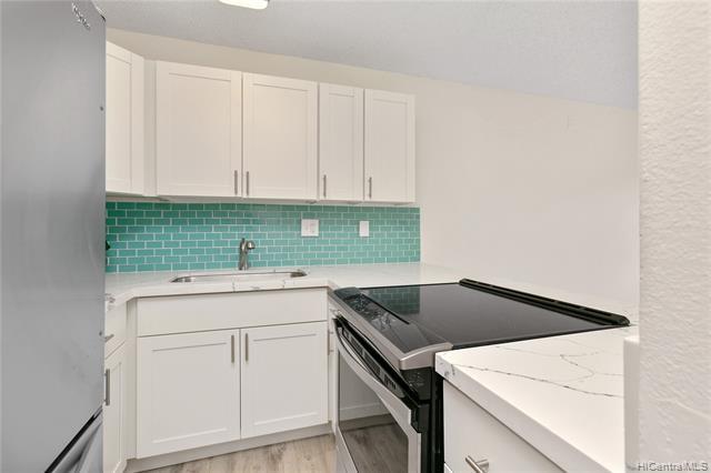 Building Photo - 350 Aoloa St