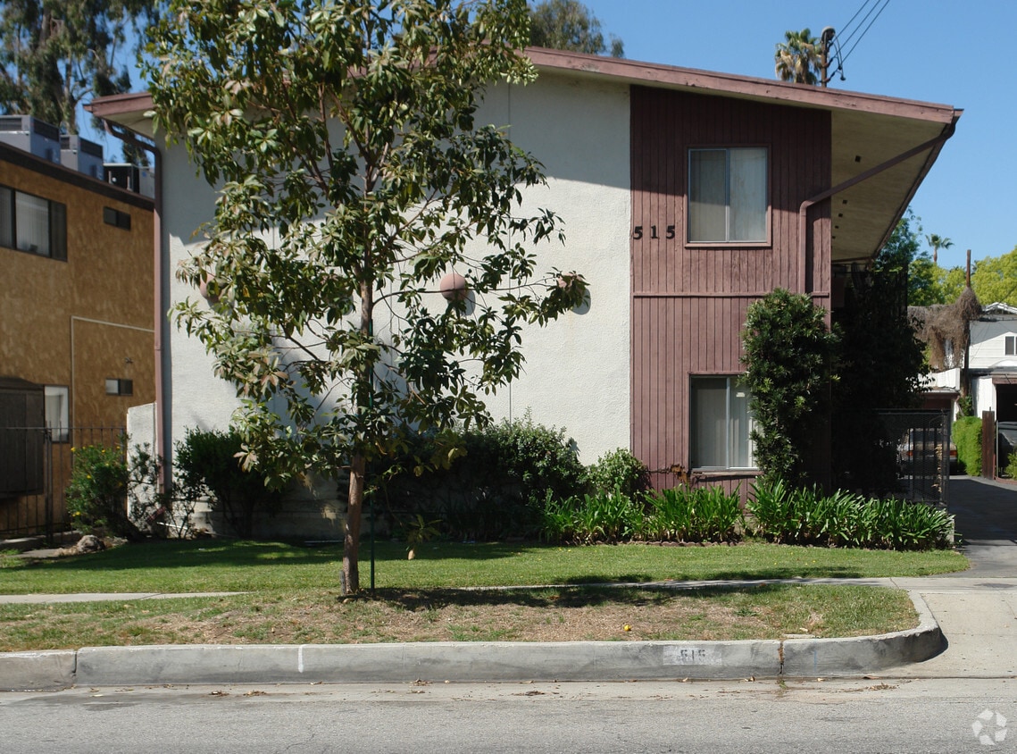 Foto del edificio - 515 Wilson Ave