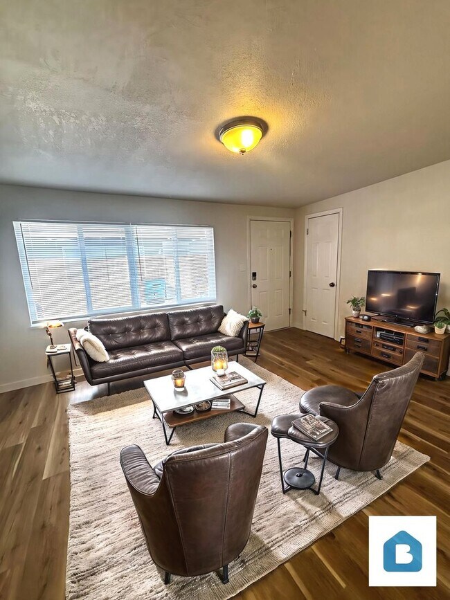 Photo - 21 University Dr Apartment