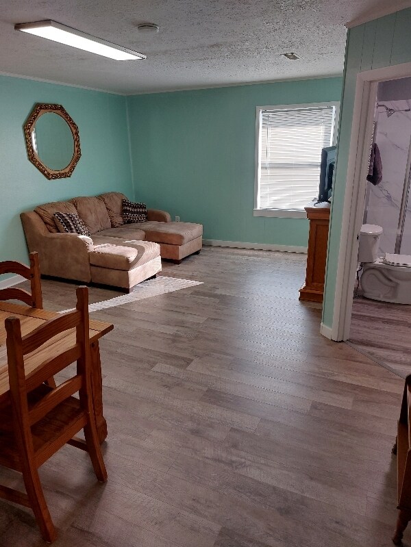 Foto del edificio - 161 Hoist Rd