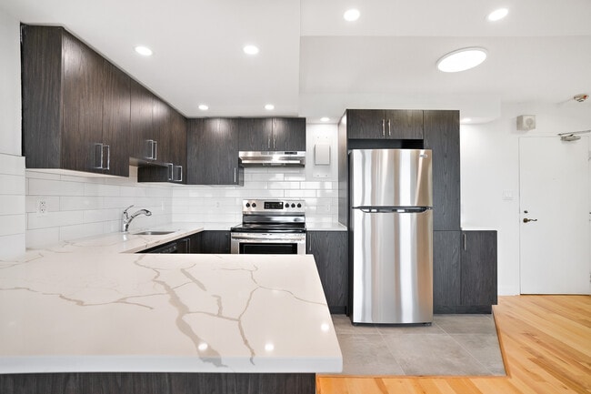 Photo du bâtiment - 5455 Rue de Terrebonne
