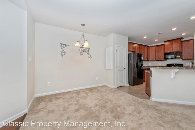 Foto del edificio - 2 br, 2 bath House - 4861 Finnical Way #202