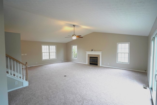 Building Photo - 3900 Orchard Lake Dr
