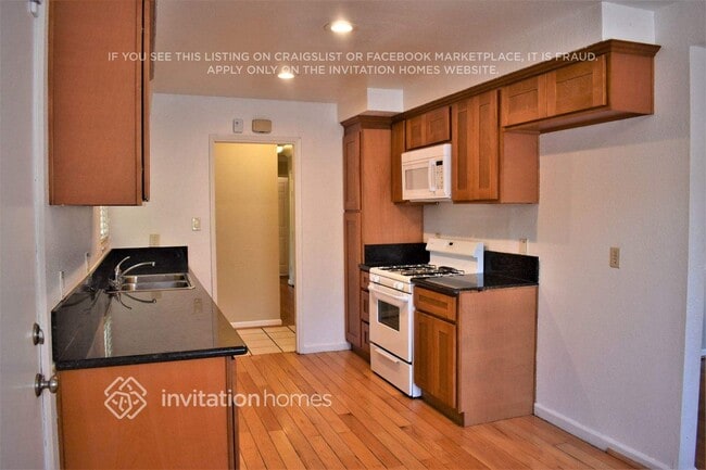 Foto del edificio - 7537 Collingwood St