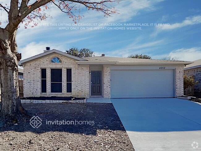 Building Photo - 4052 Staghorn Cir N