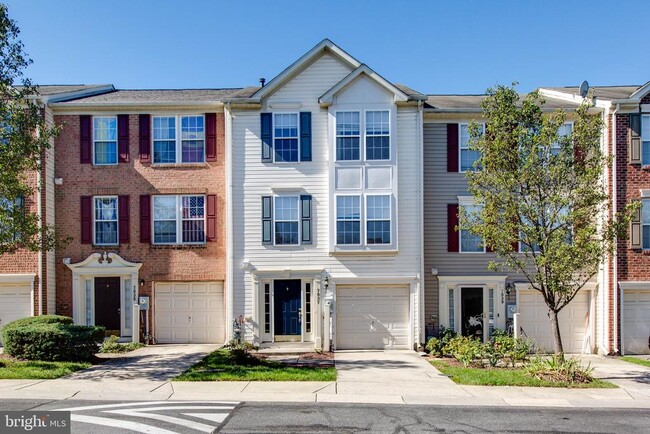 Foto del edificio - 7037 Holly Springs Ln