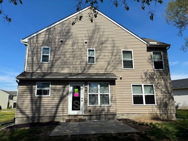 Photo - 461 Draft Ct House