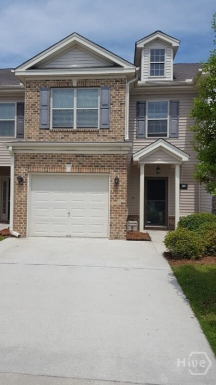 Building Photo - 660 Canyon Oak Loop