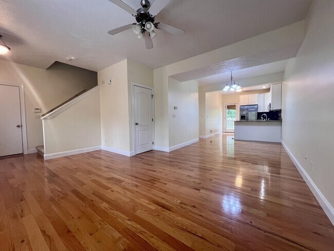 Foto del edificio - 304 Villa View Dr