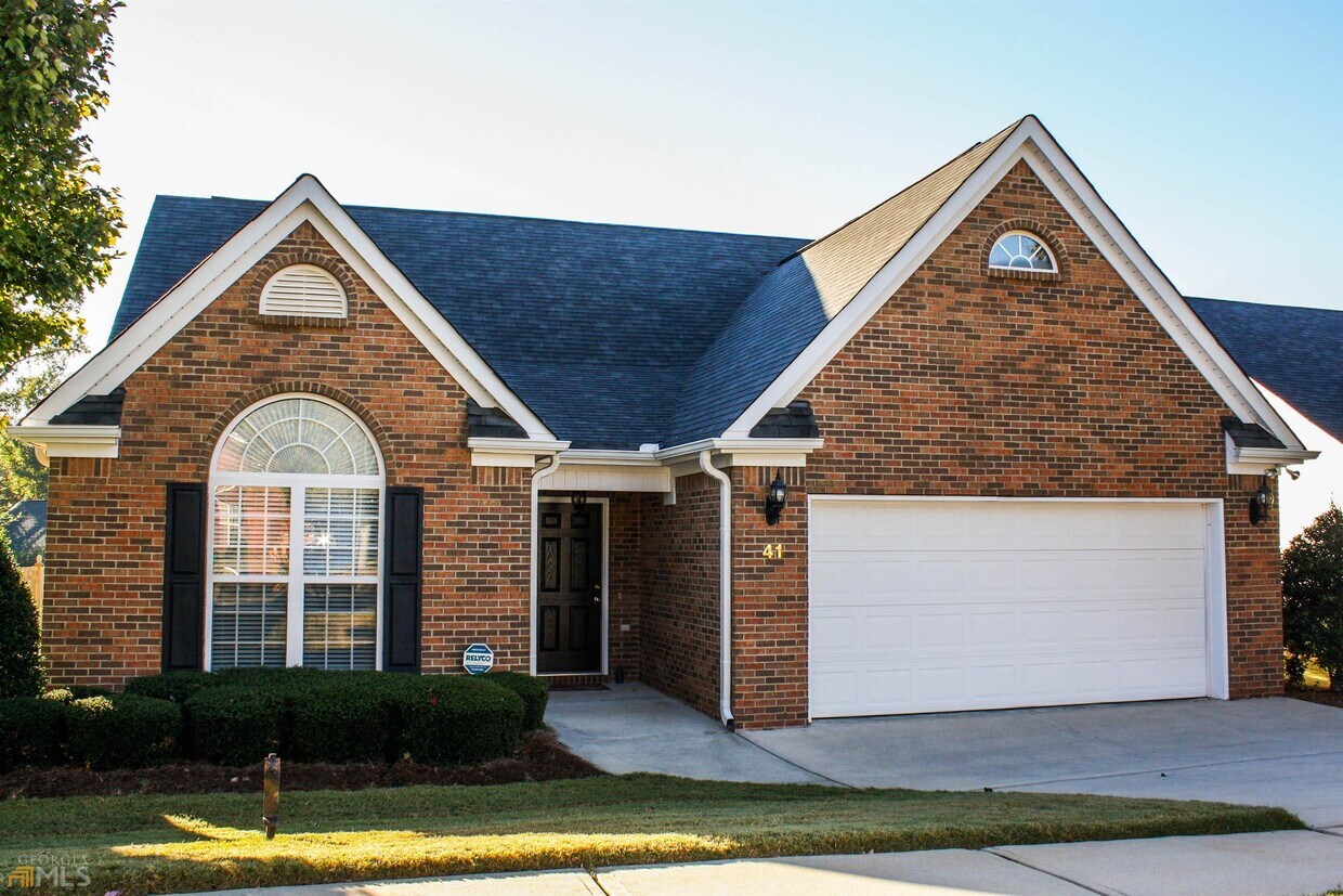 41 Steeplechase Dr, Newnan, GA 30263 House Rental in Newnan, GA