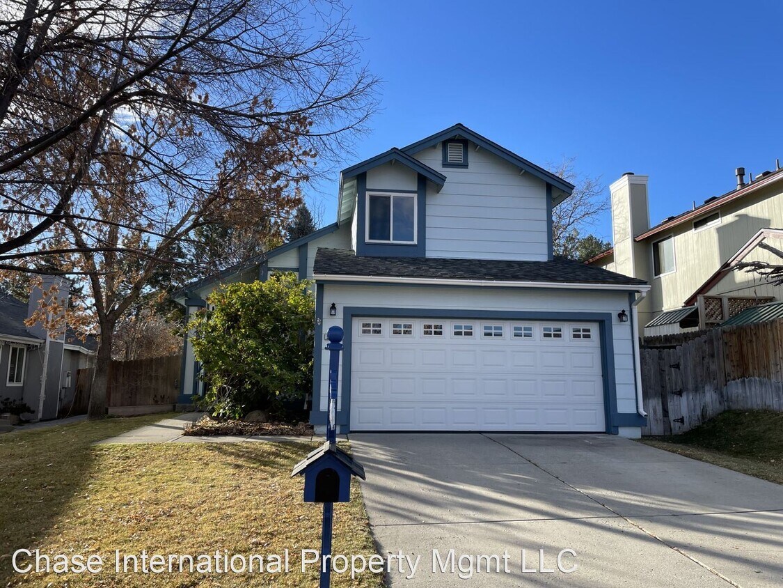 Primary Photo - 3 br, 2.5 bath House - 5890 Starcrest Ave