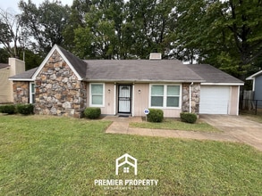 Building Photo - 4847 Daphne Rd