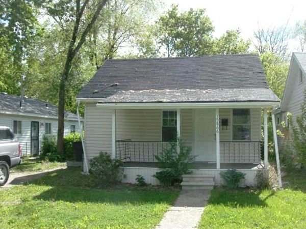 Primary Photo - 15866 Burgess St