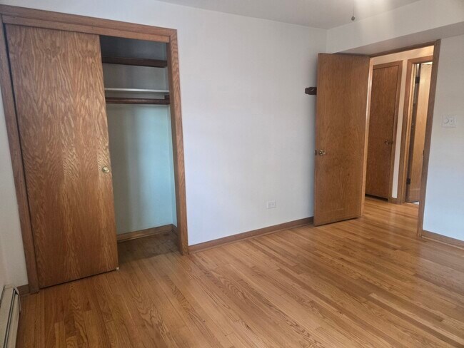 Foto del edificio - 5325 W 53rd Pl