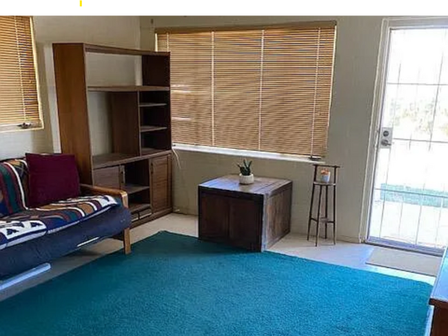 Foto del edificio - Partially Furnished Two Bedroom