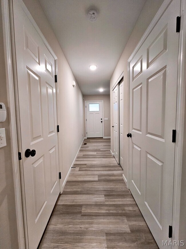 Foto del edificio - 367 Newbridge Wy