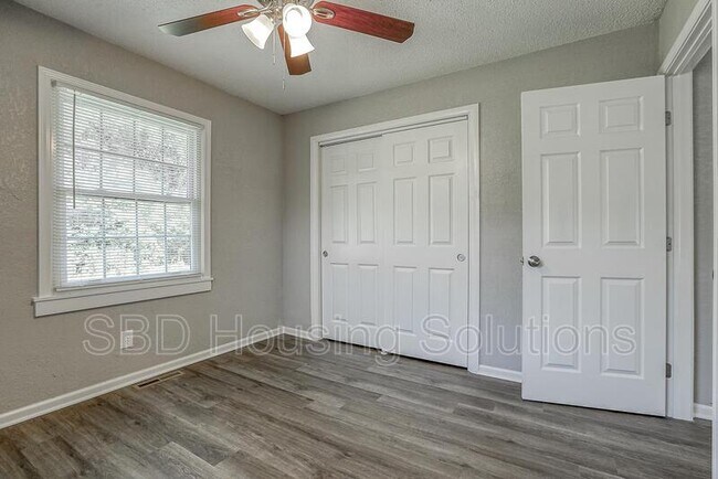 Building Photo - 1309 S Franklin Ave