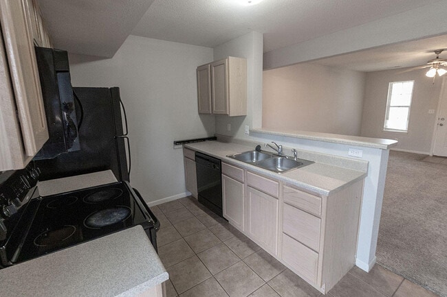 Building Photo - 4005 Snowy Owl Dr