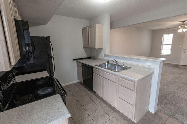 Foto del edificio - 4005 Snowy Owl Dr