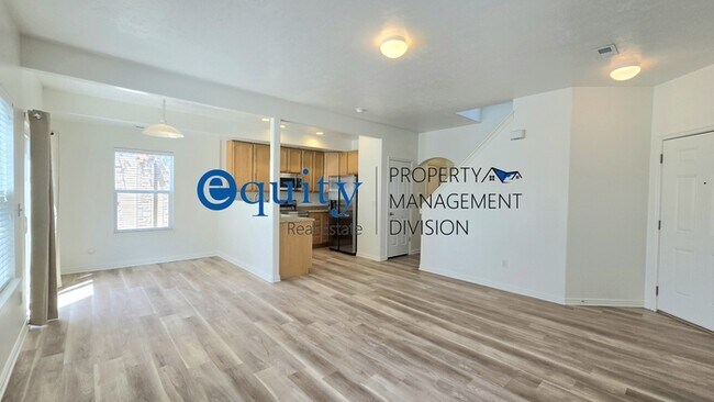Foto del edificio - Newly Updated!