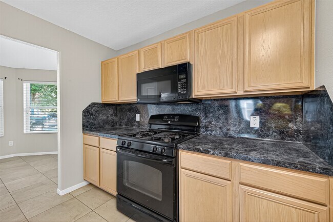 Foto del edificio - 3343 Apple Dale Dr