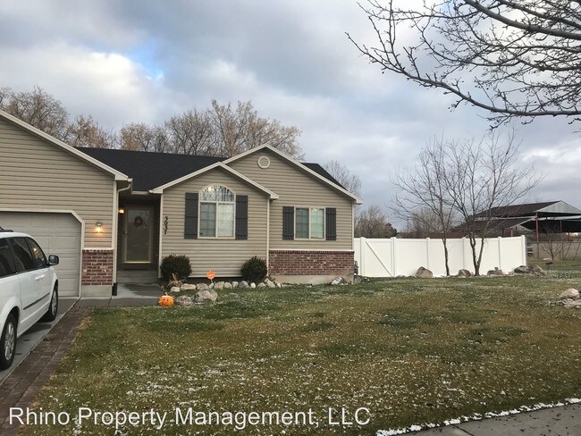 Building Photo - 3037 S Ensign Park Dr