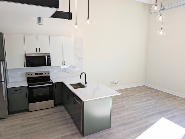 Foto del edificio - 1453 Maple Ave