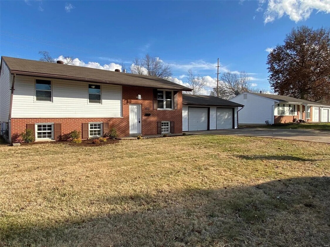 Foto principal - 906 St Matthew Ave