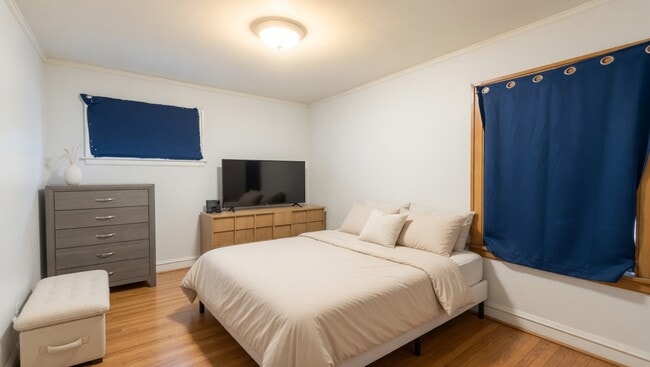 Foto del edificio - 3214 N Linder Ave