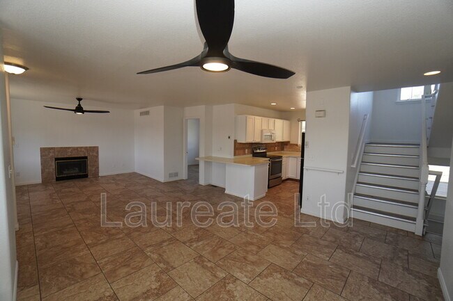 Foto del edificio - 4776 Blackhawk Wy