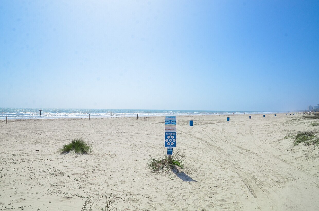 Foto del edificio - 6102 Seawall Blvd