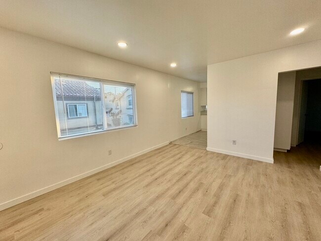 Foto del edificio - 906 Harkness Ln