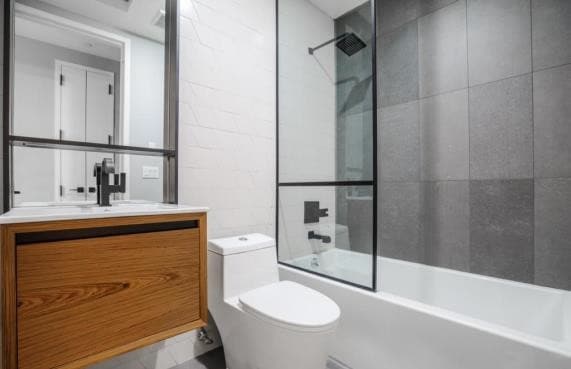 Interior Photo - 195 Sullivan Place
