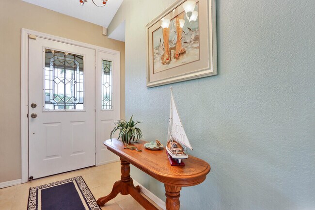 Foto del edificio - 326 NE Surfside Ave