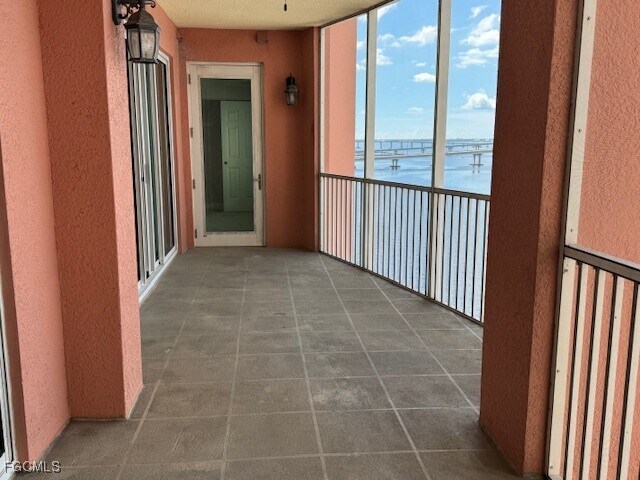 Foto del edificio - 2743 First St