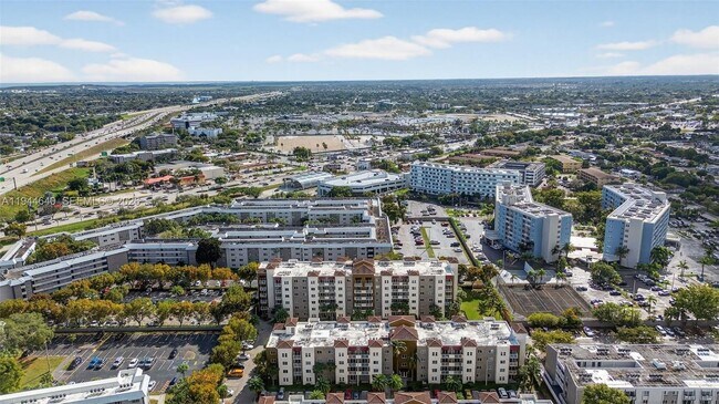 Foto del edificio - 11060 SW 196th St