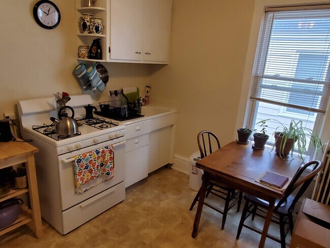 Building Photo - 2013 E Belleview Pl