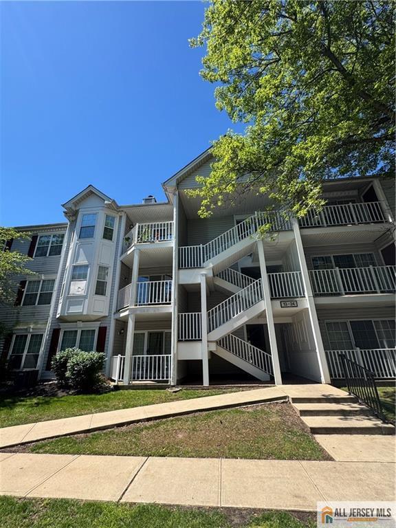 Building Photo - 7 Sheffield Ct